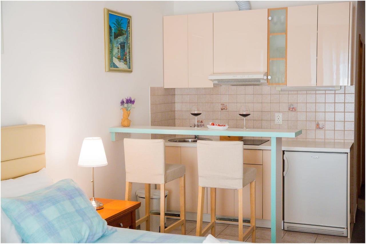 Apartments Maja Podstrana Eksteriør bilde